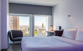 Yotel Porto